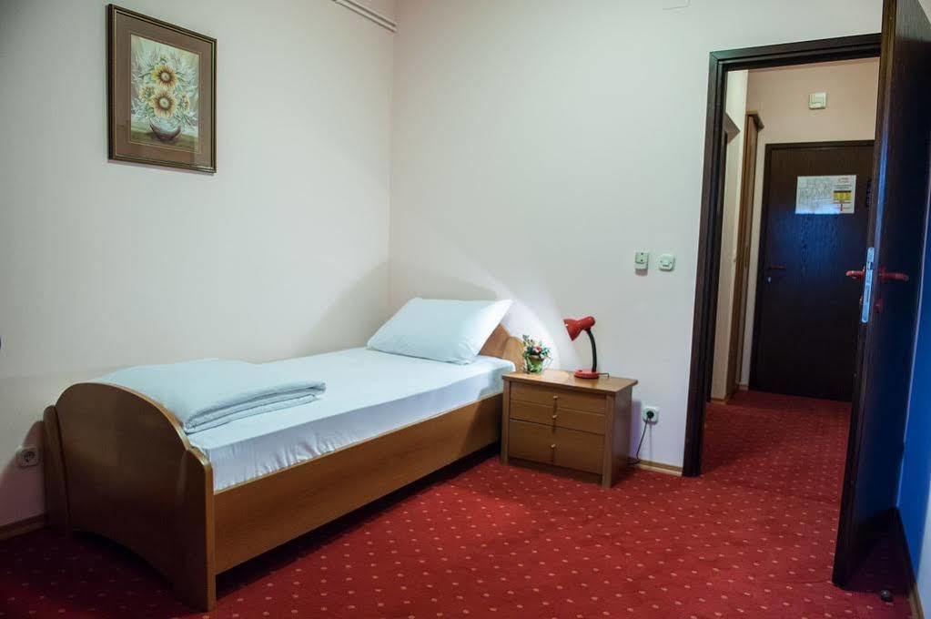 זאגרב Hotel Europa מראה חיצוני תמונה